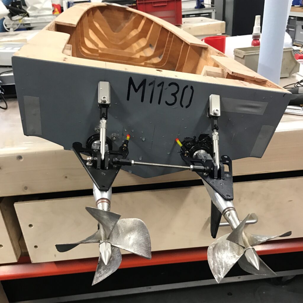 Surface piercing propellers on a free running fast craft model vessel 